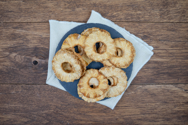 Ananasringe getrocknet