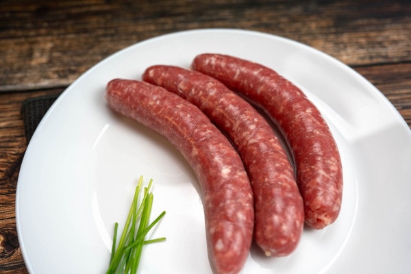 Frische grobe Bratwurst