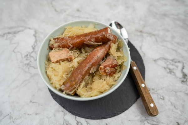 Sauerkraut mit Kasseler und Pfefferbeißer