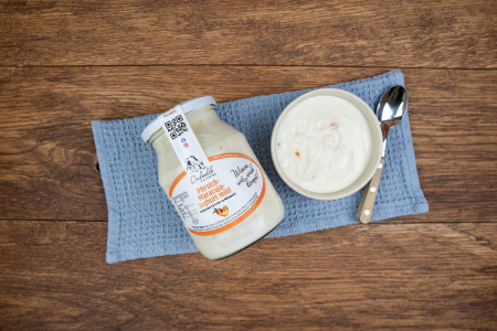 Pfirsich-Maracujajoghurt im Glas