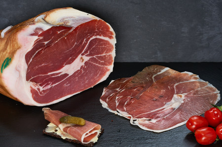 Parma Schinken, 18 Monate gereift Parma Schinken, 18 Monate gereift